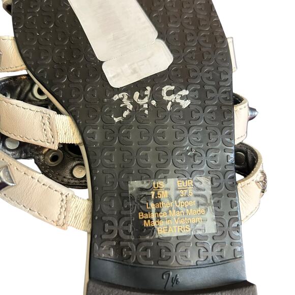 Sam Edelman White Beatris Leather Sandals SZ 7.5 Studded Slip On Casual Open Toe - Picture 7 of 7